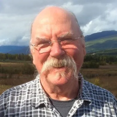 John Grogan_ headshot